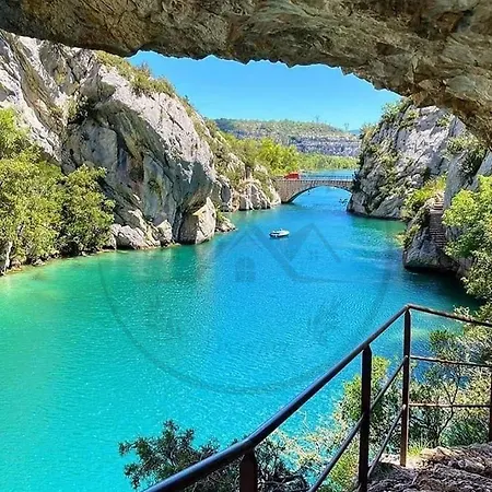 Holiday home Cote Verdon 2